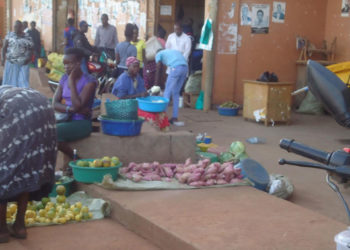 Vendors are back selling along Noteber Road.
